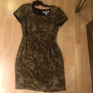 Gorgeous Jessica Howard cheetah wrap dress